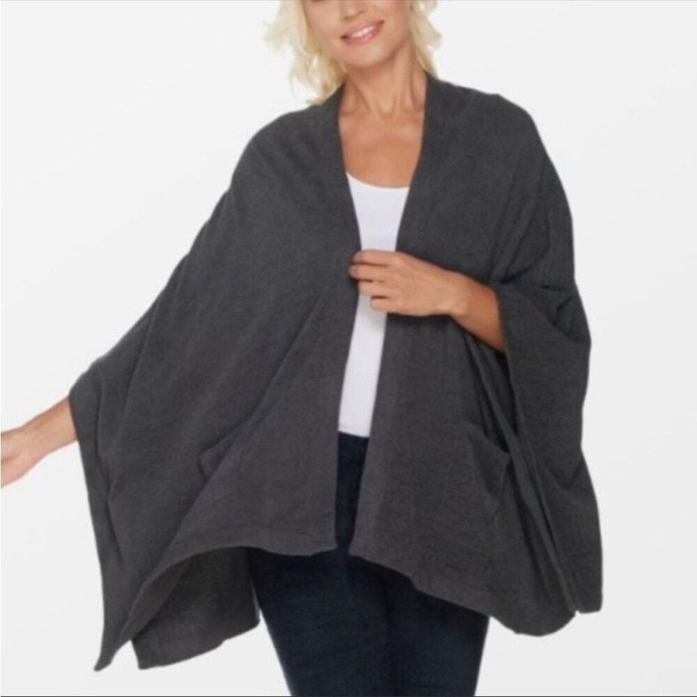 Barefoot Dreams Circle Shrug Wrap Shawl Cozychic Ultra Lite Boho Gray Size OS